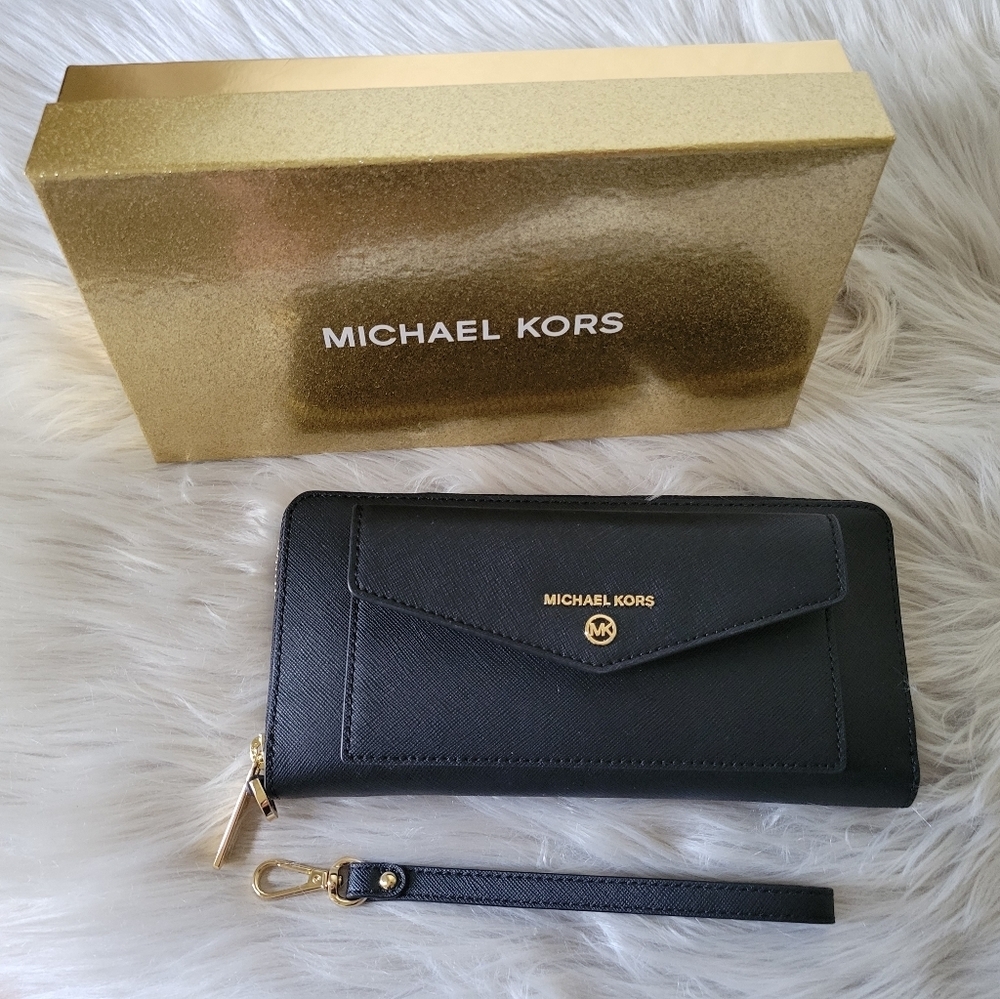 Michael Kors clutch Large black leather wallet organizer Wristlet coin purse